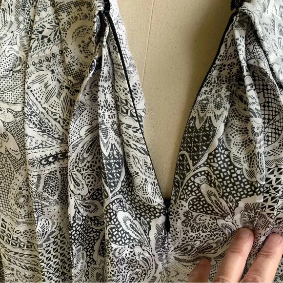 Christian Dior Loungewear Vintage Kaftan Dress Robe Black & White Paisley Size L - Picture 9 of 15